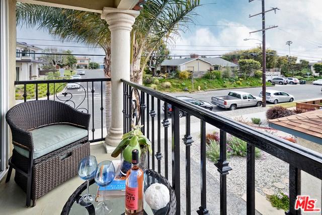 723 30TH Street - Photo 1