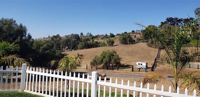 4446 Estate Dr - Photo 1