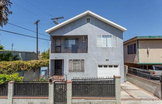 2923 Carmona Avenue - Photo 1