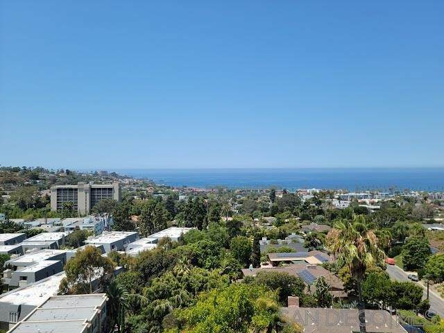 2500 Torrey Pines Road - Photo 1