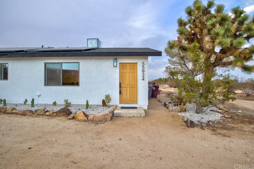 55924 Wood Drive - Photo 1