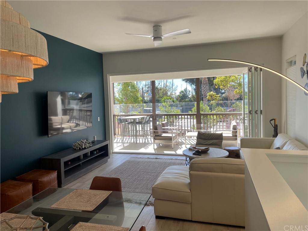 1529 Doheny Way - Photo 1