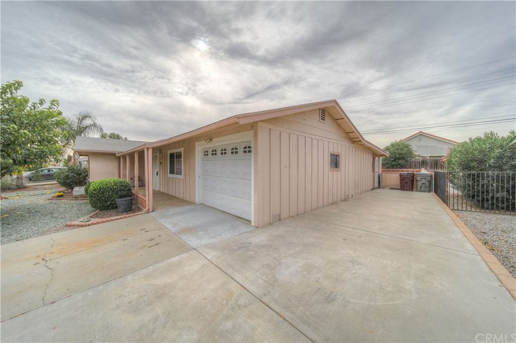 29091 Prestwick Road - Photo 1