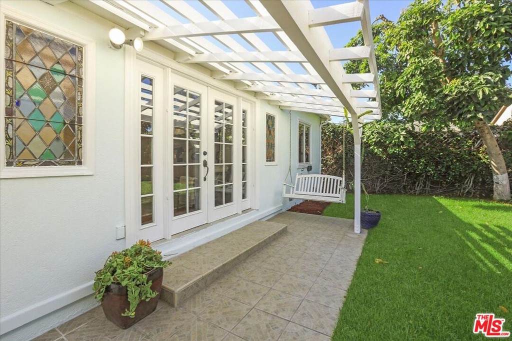 3345 Virginia Avenue - Photo 1