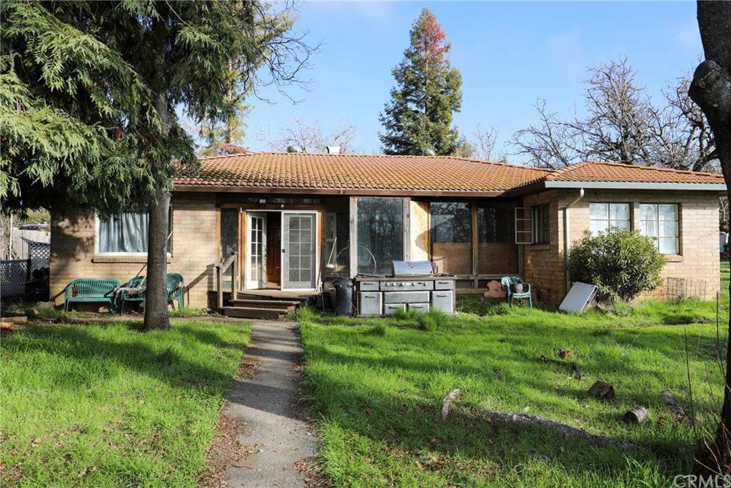 2640 Lakeshore Boulevard - Photo 1