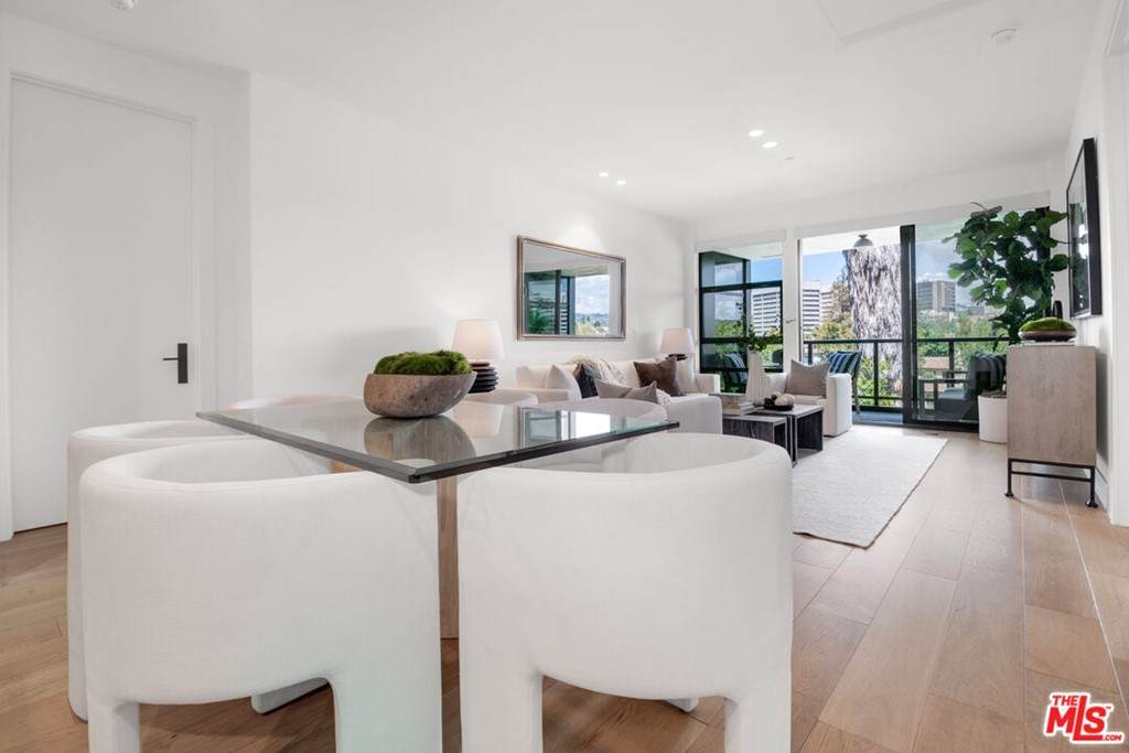 10777 Wilshire Boulevard - Photo 1