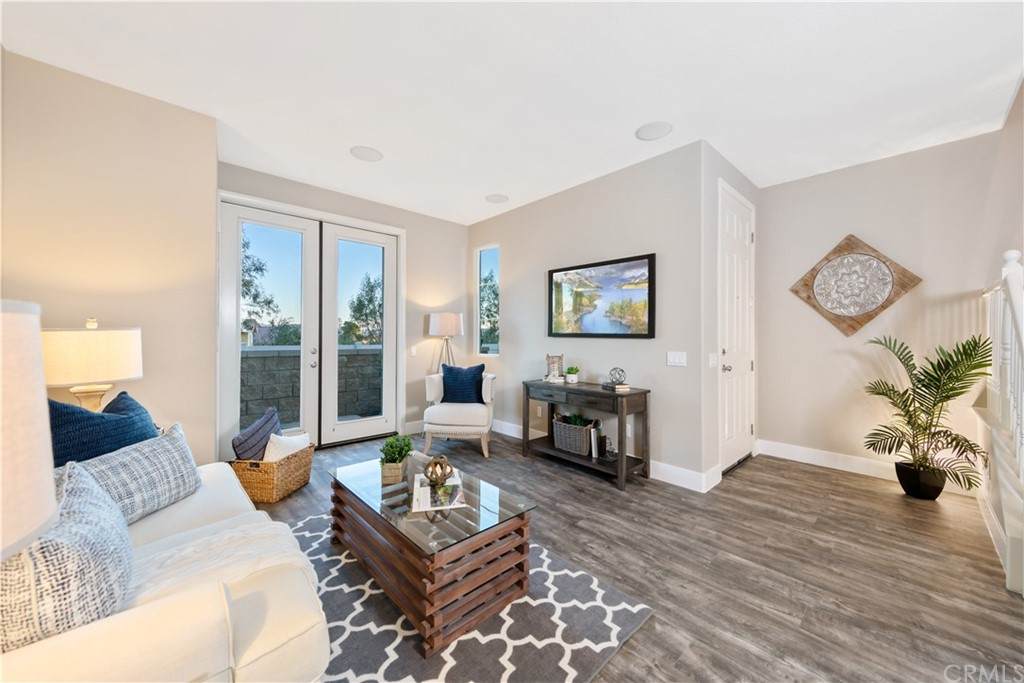 889 Poppyseed Way - Photo 1