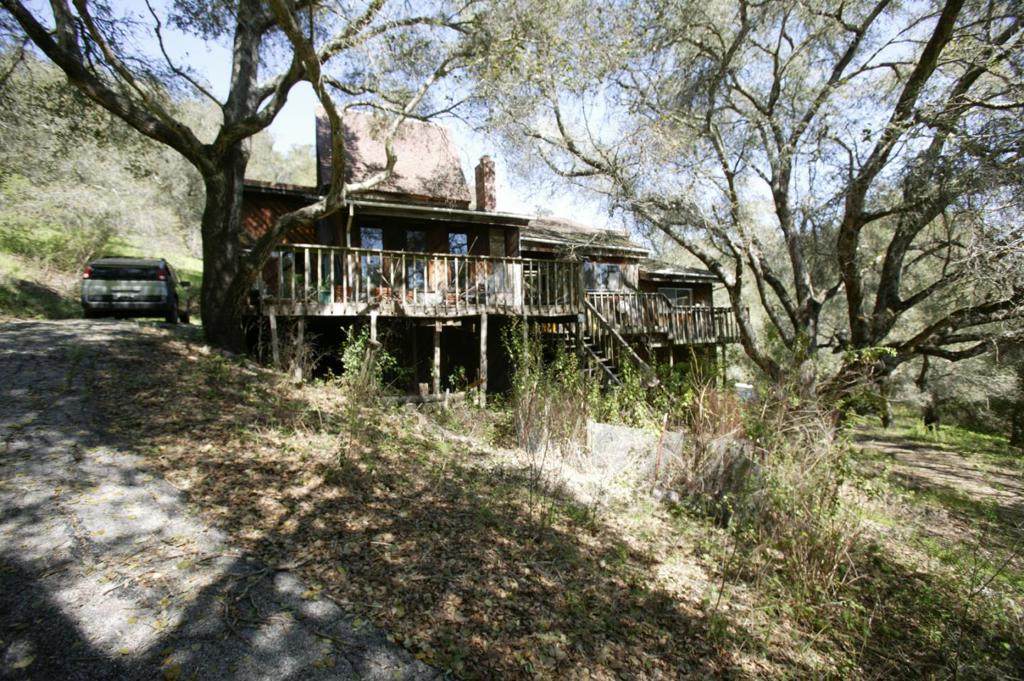 255 Jupiter Terrace - Photo 1