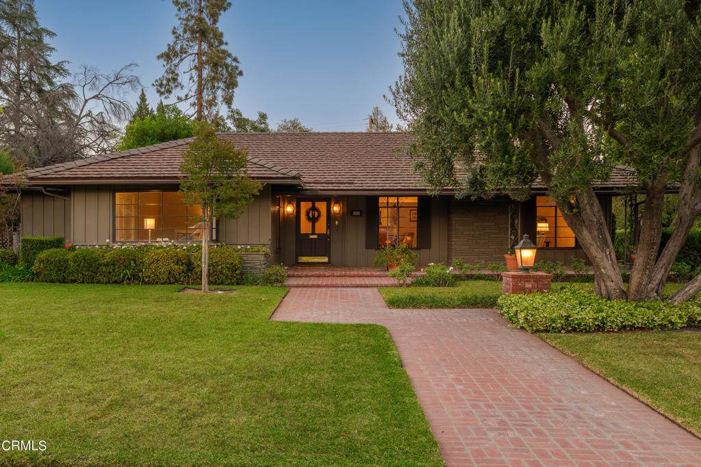 1616 Charlton Rd - Photo 1
