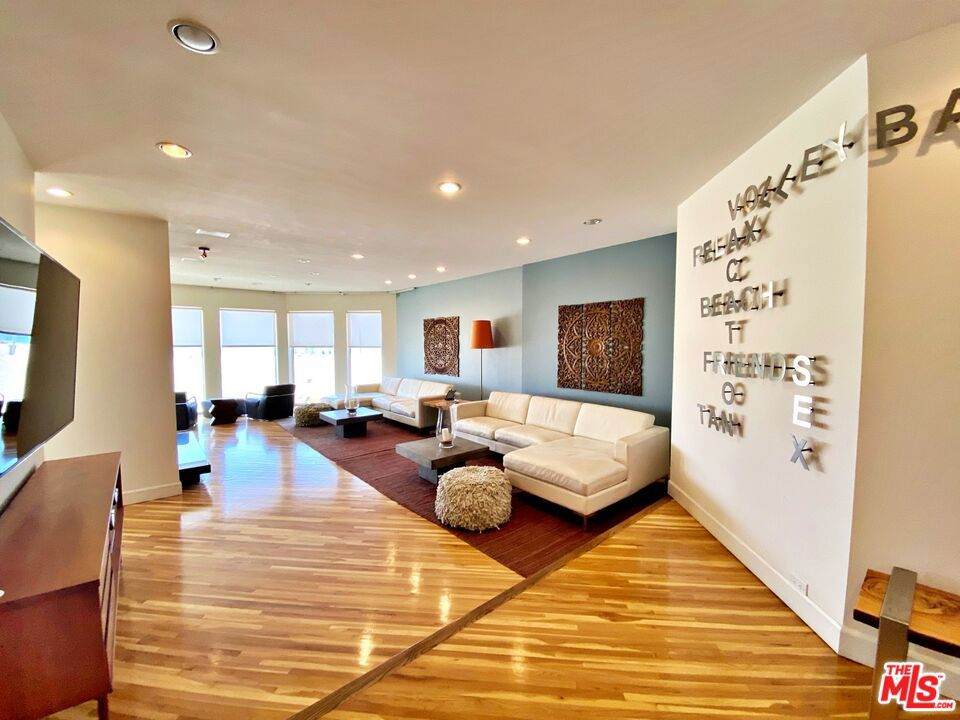 3509 Ocean Front Walk - Photo 1