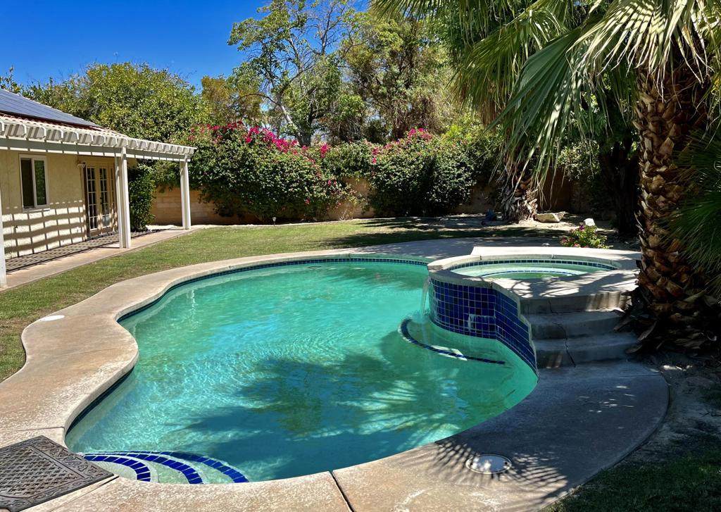 39740 St Michael Place - Photo 1
