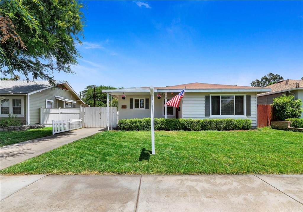 4391 Larchwood Place - Photo 1