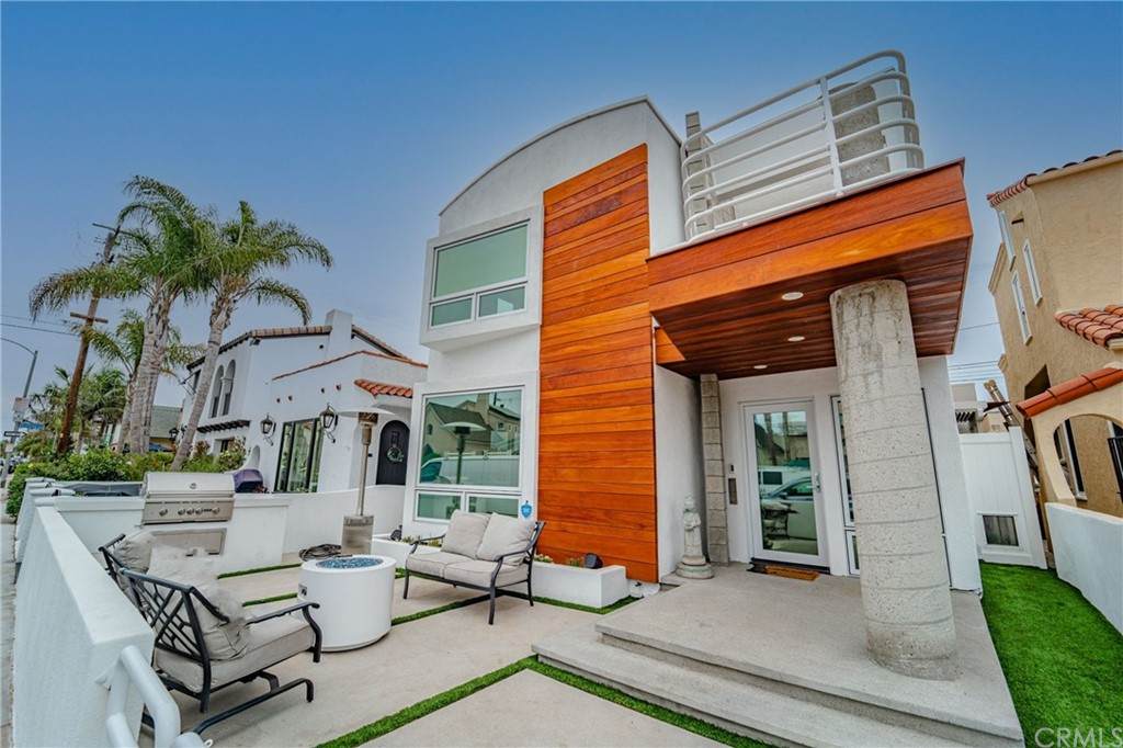 128 Pomona Avenue - Photo 1