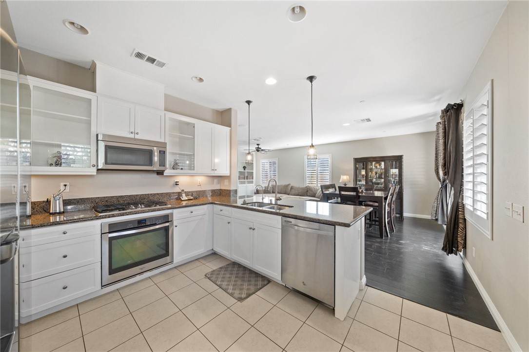 32576 Bingham Drive - Photo 1