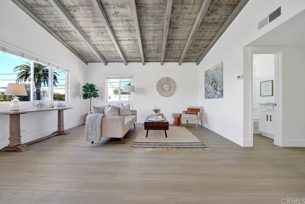 330 Marguerite Avenue - Photo 1
