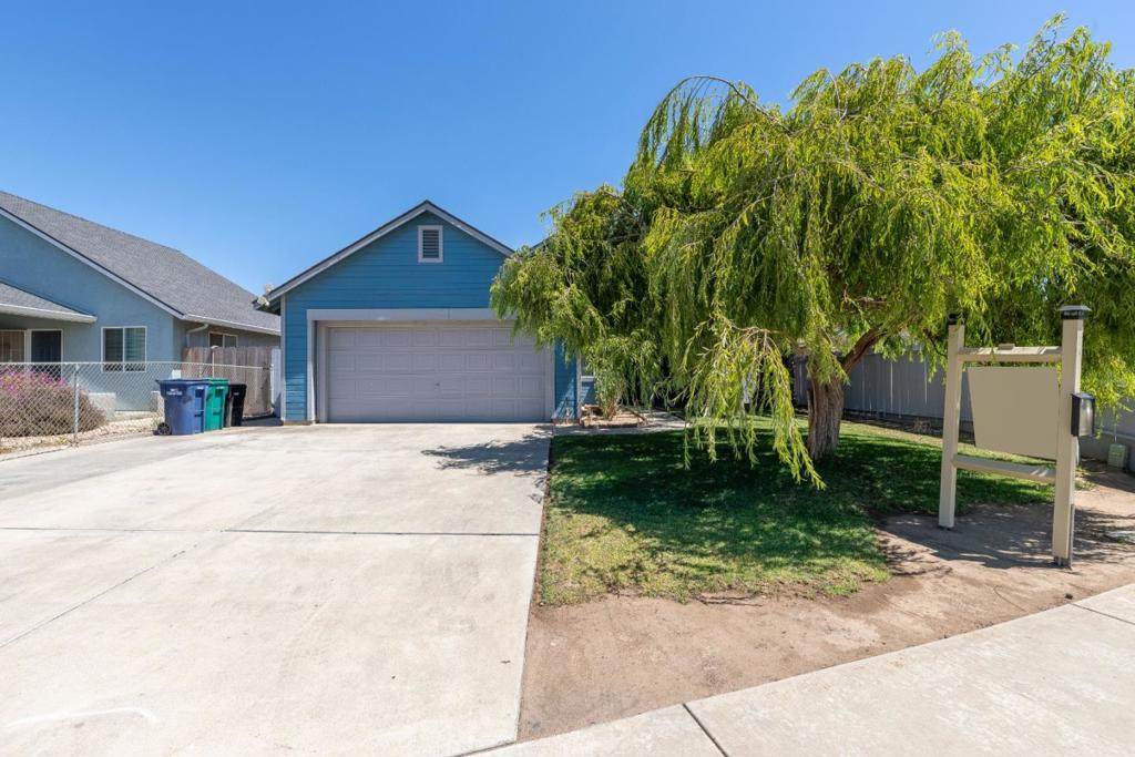25760 Madison Street - Photo 1