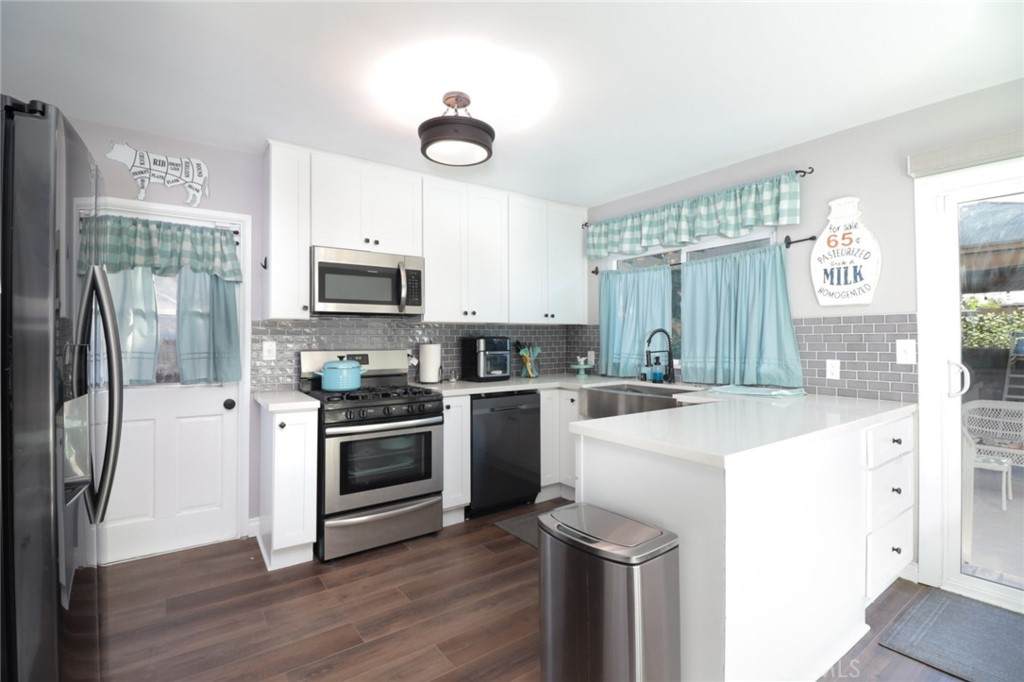 7317 Loch Alene Avenue - Photo 1