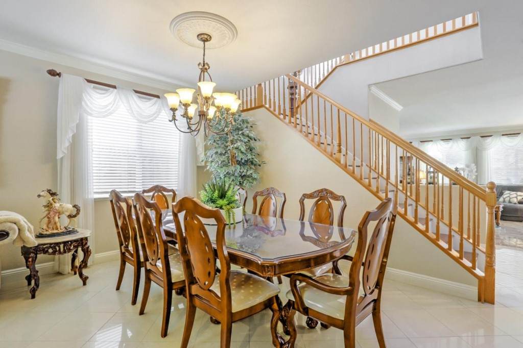 1865 Marinette Lane - Photo 1
