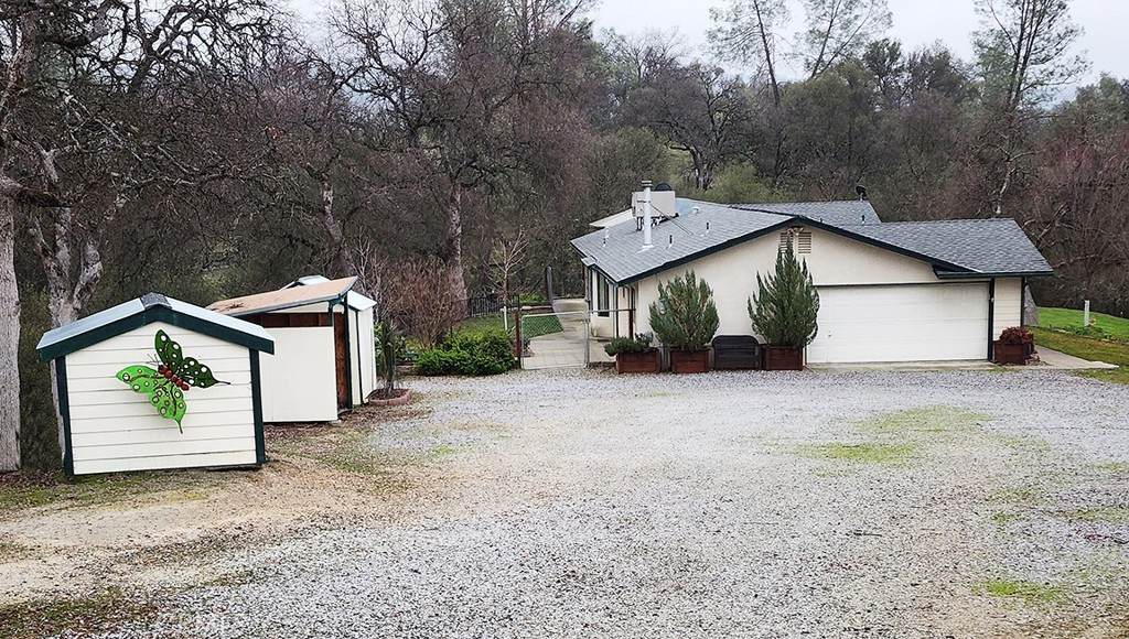 2373 Sierra Vista Way - Photo 1