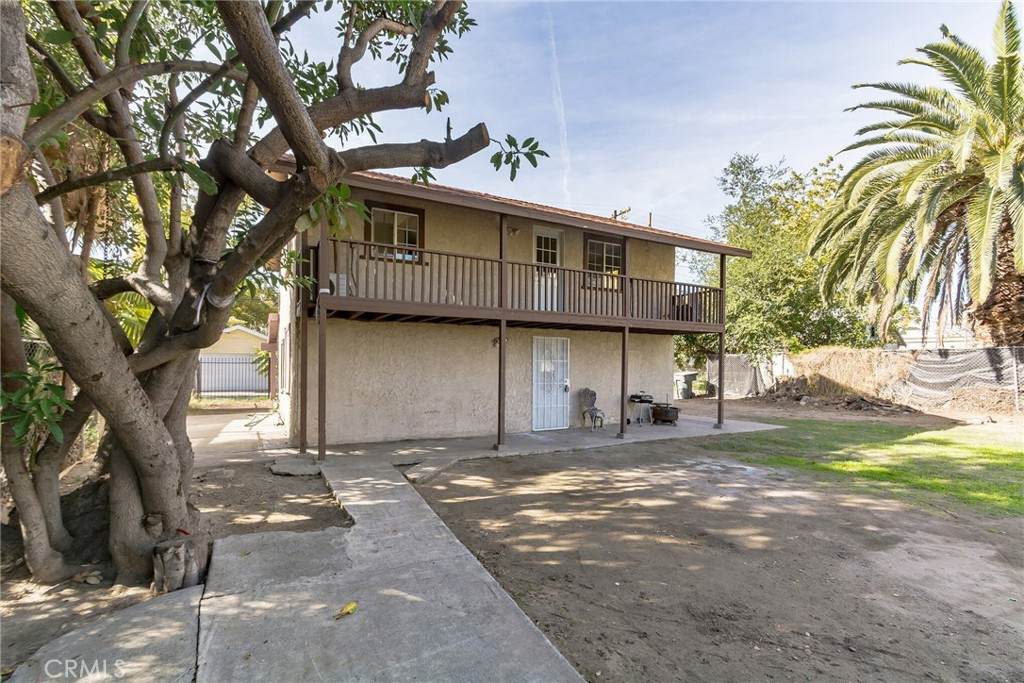 687 Huntington Boulevard - Photo 1