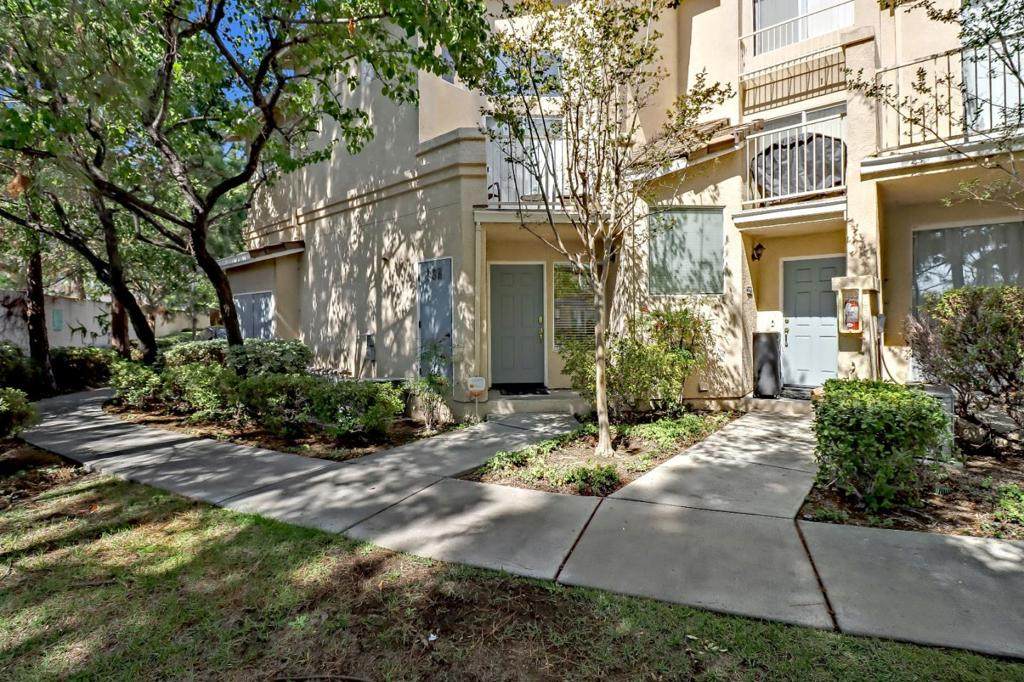 3386 Skyward Place - Photo 1