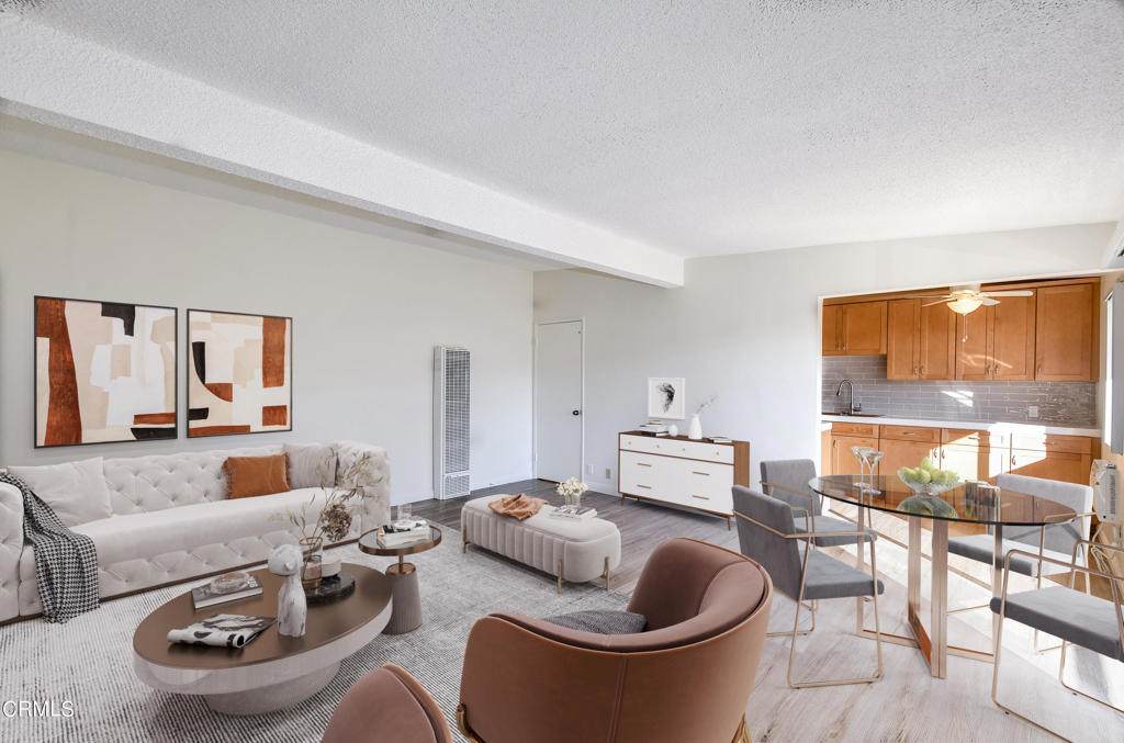 2707 Montrose - Photo 1