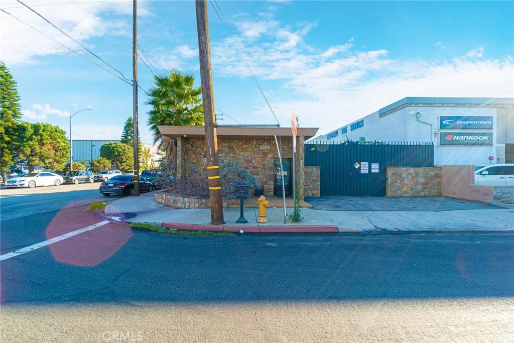 2000 16th Street - Photo 1