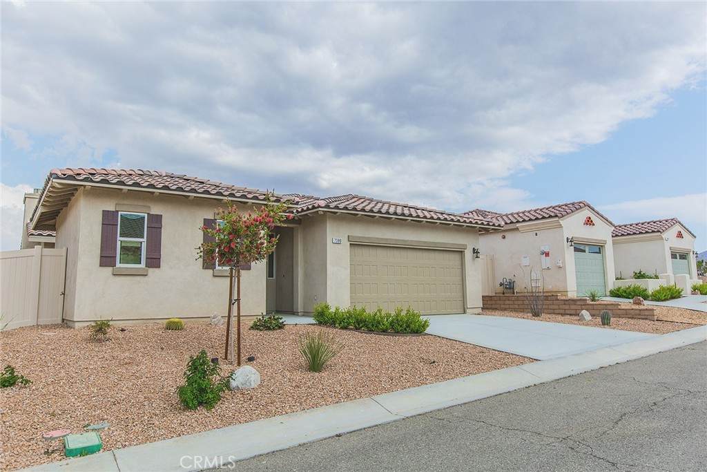 56669 Desert Vista Circle - Photo 1