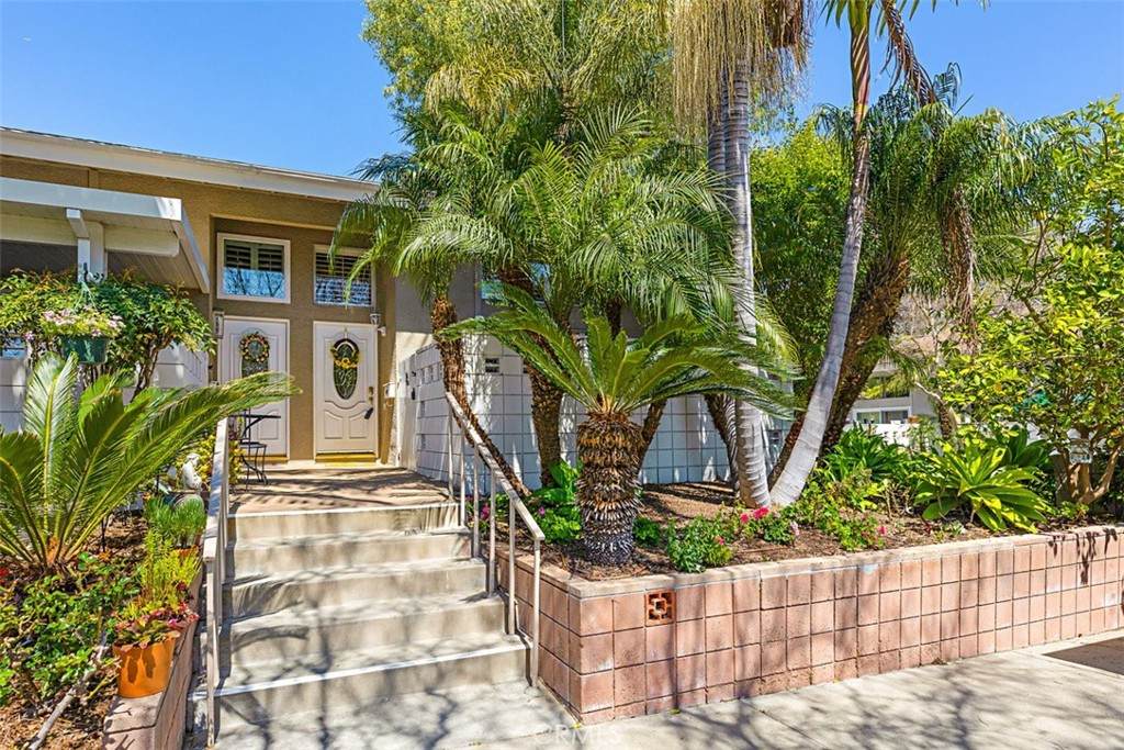 480 Calle Cadiz - Photo 1