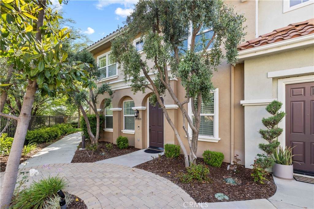 27258 Magnolia Lane - Photo 1