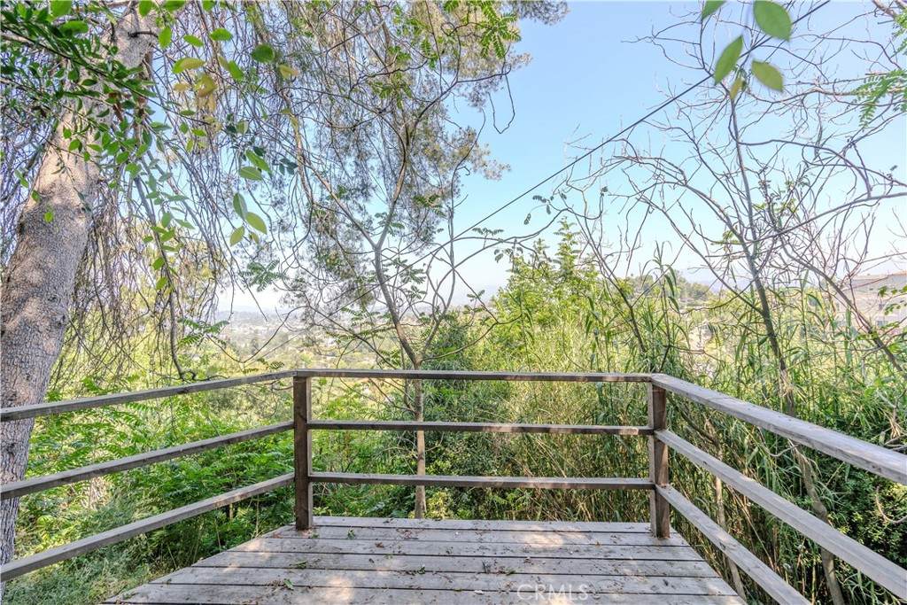 1865 Hanscom Drive - Photo 1