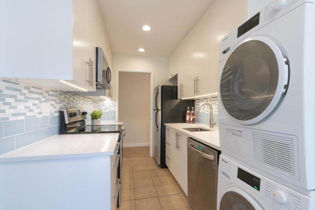 280 Easy Street - Photo 1