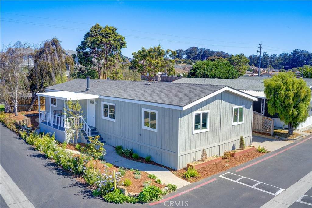 2550 Cienaga Street - Photo 1