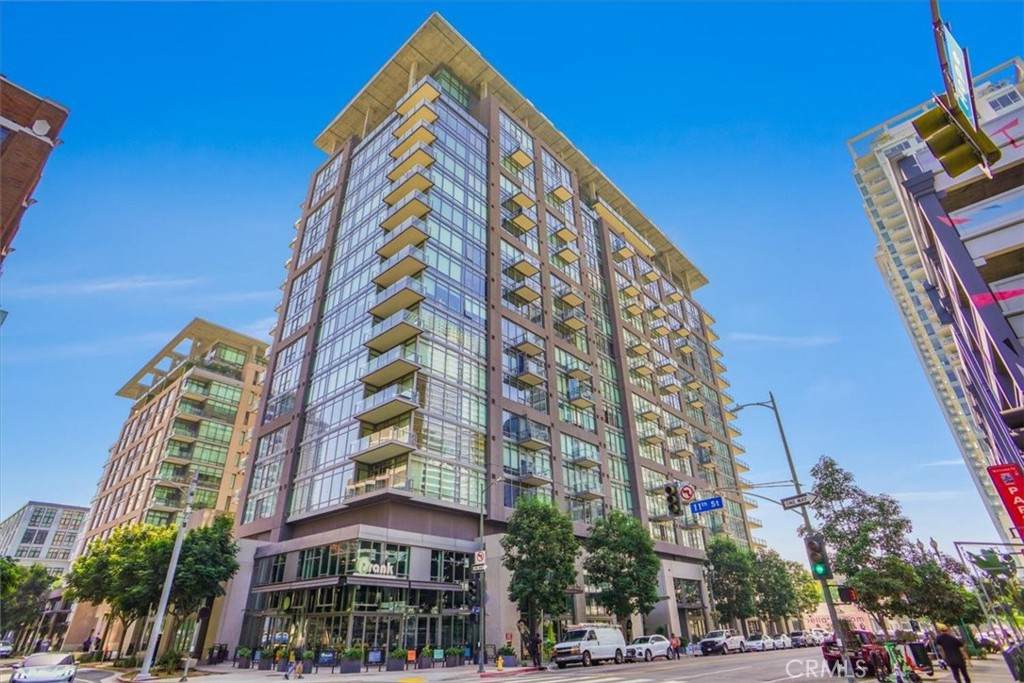 1100 Hope Street - Photo 1