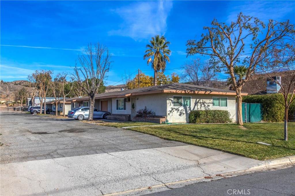 32390 Avenue D - Photo 1