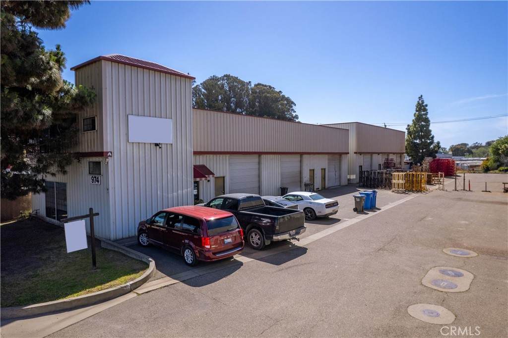 974 Griffin Street - Photo 1