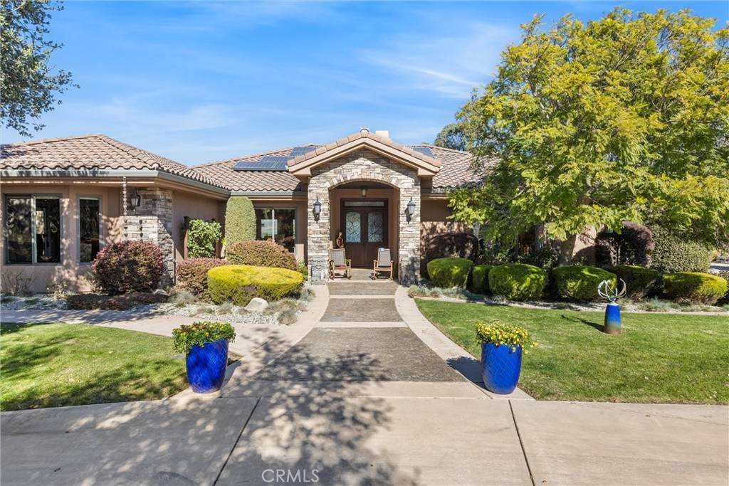325 Red Oak Way - Photo 1