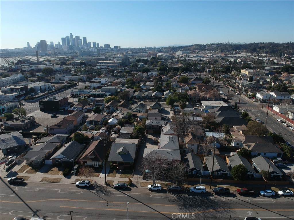 1927 Griffin Avenue - Photo 1