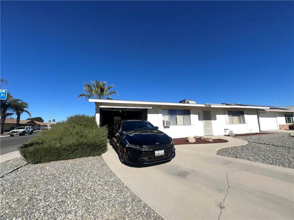 1598 Wesley Place - Photo 1