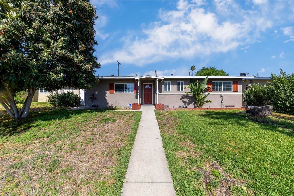840 North Benson Avenue - Photo 1