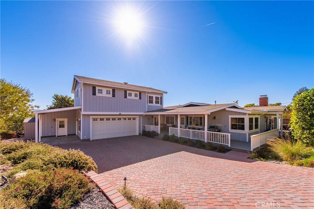 2102 Buena Vista Drive - Photo 1