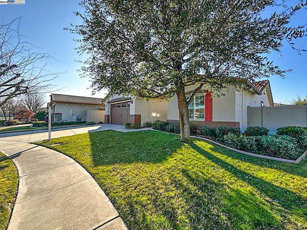2387 Birdsong Pl - Photo 1