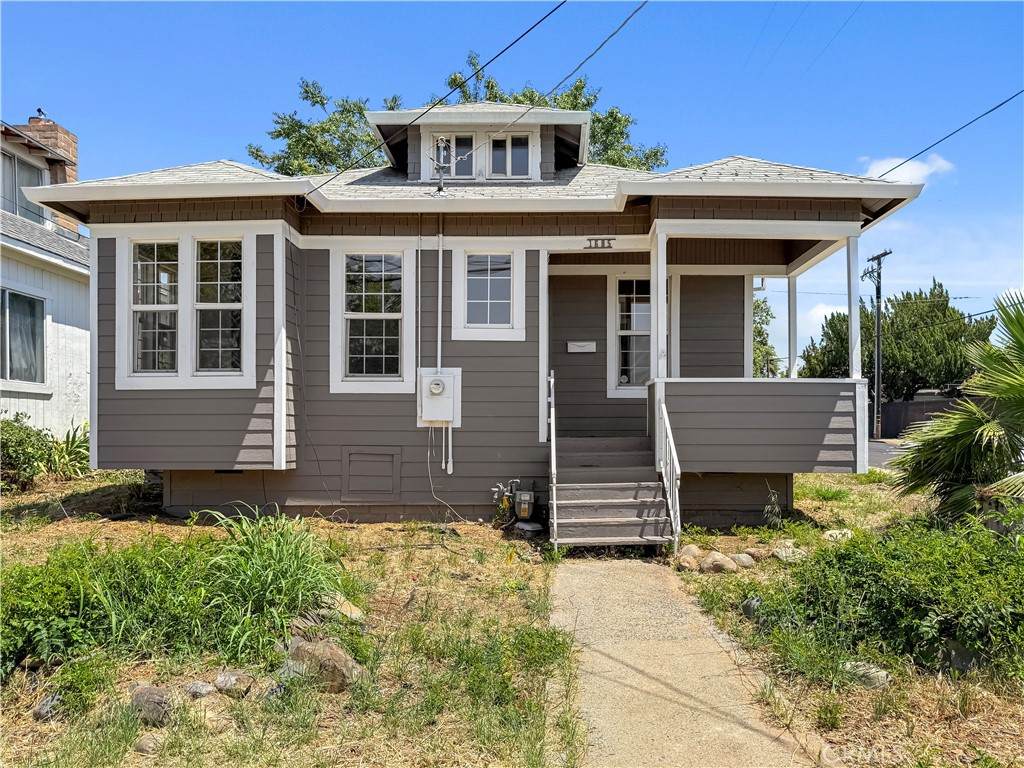 1685 Washington Avenue - Photo 1