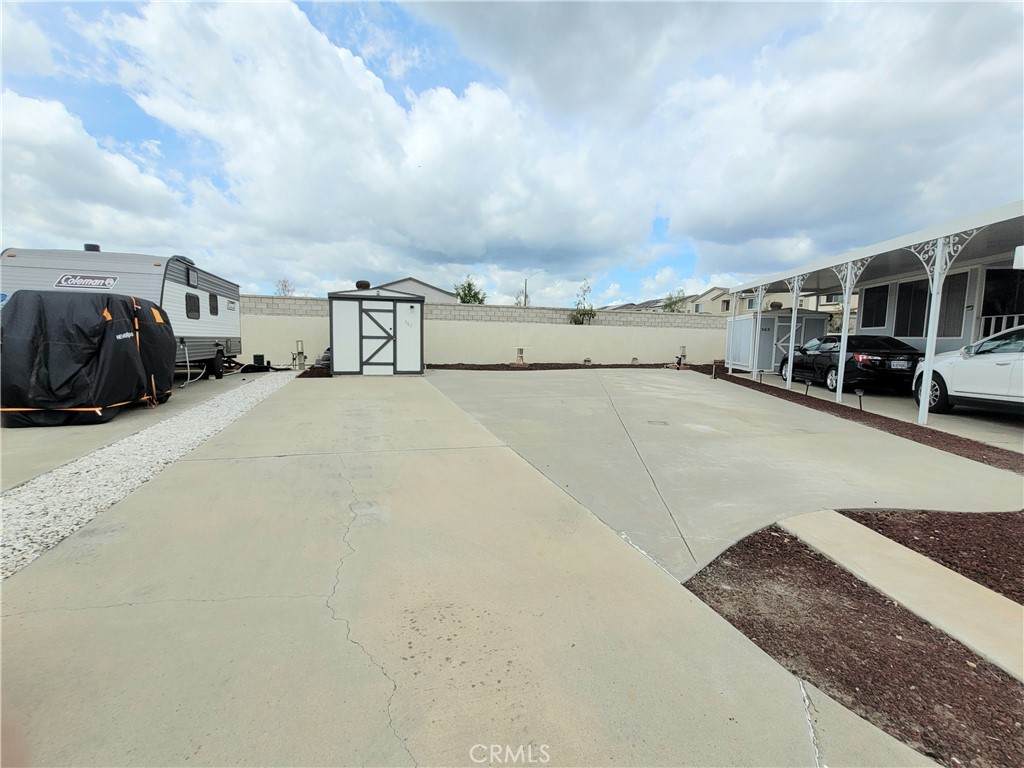 1295-362 Cawston Avenue - Photo 1