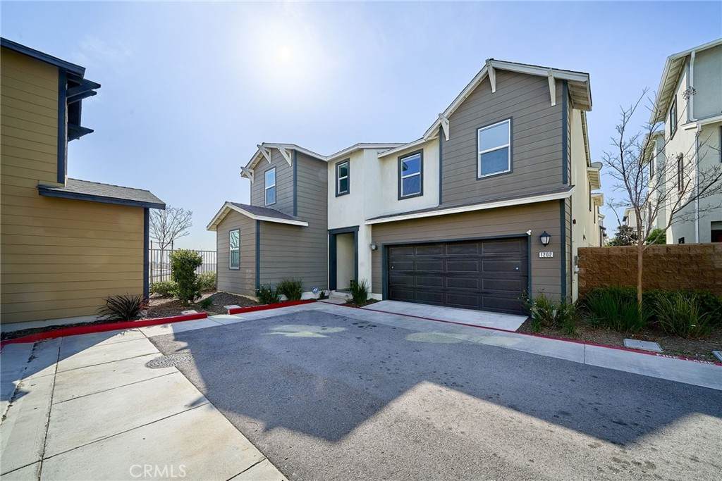 1202 Clipper Lane - Photo 1