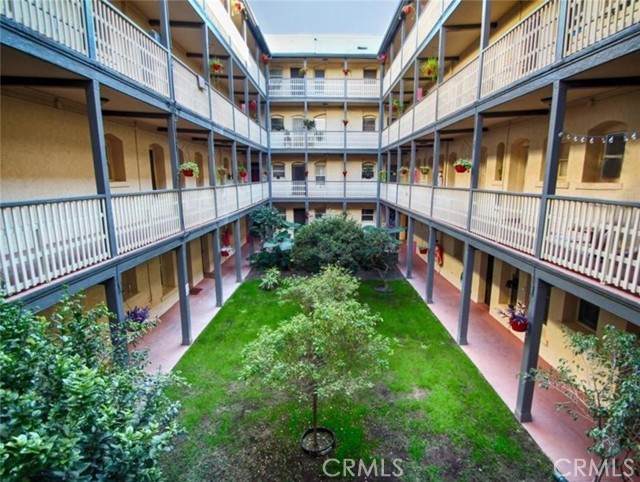 800 Pacific Avenue - Photo 1