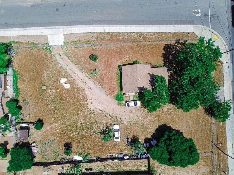 3607 Valley Way - Photo 1