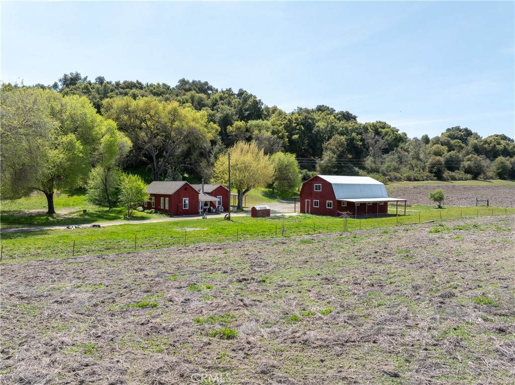 2925 Oakdale Road - Photo 1