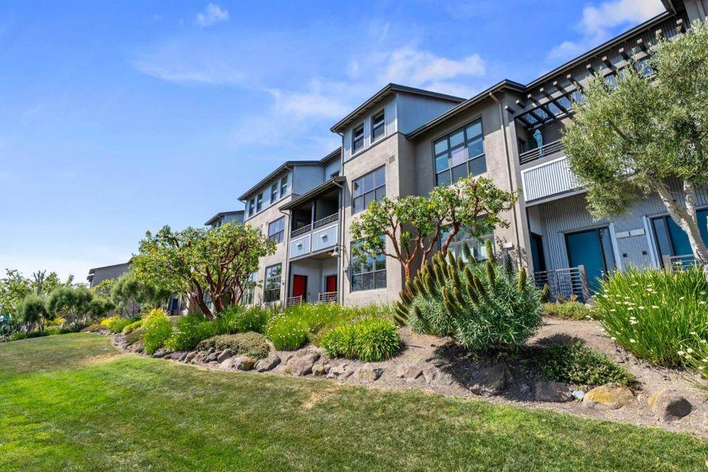 2853 Regatta Drive - Photo 1