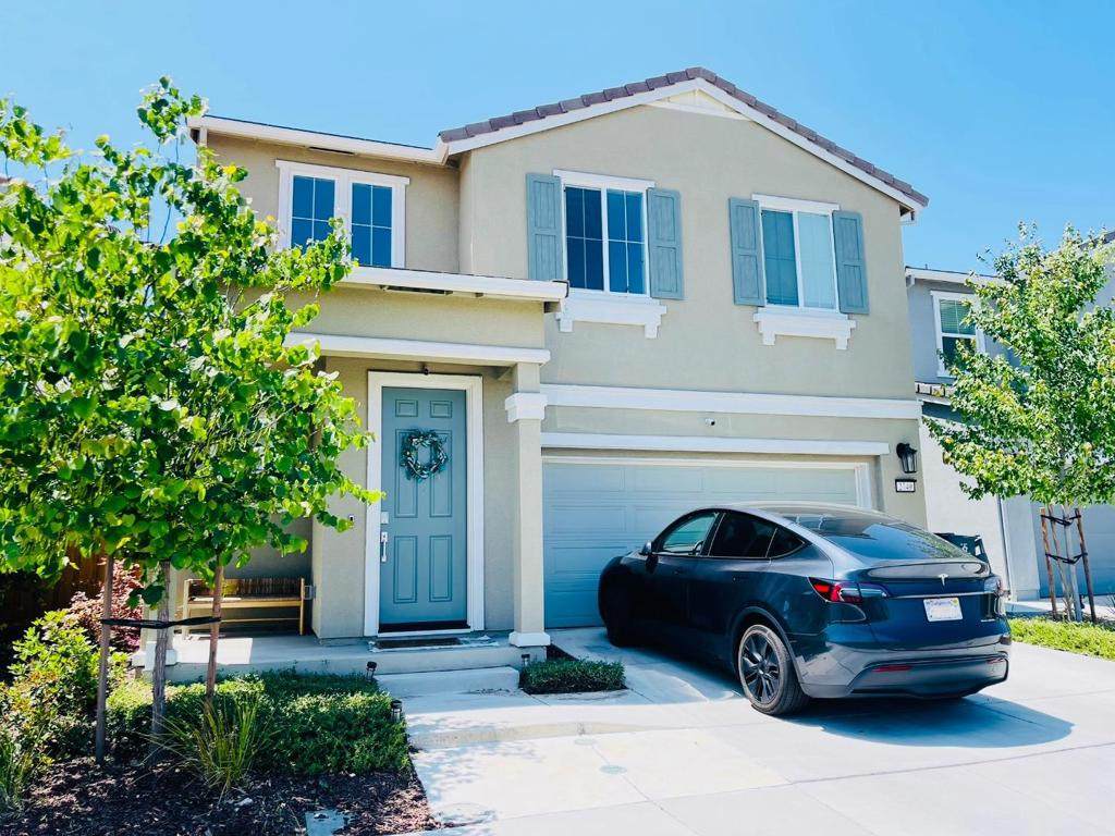 2749 Ambrosia Way - Photo 1